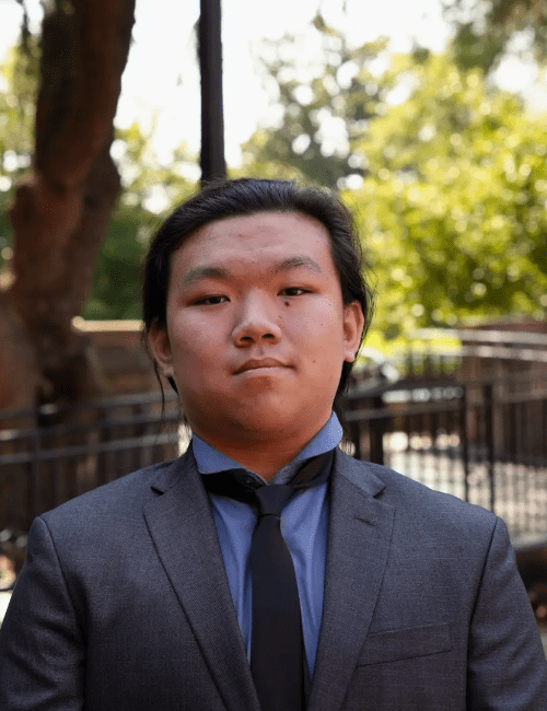 Business S1 AJ Huang Bio Photo AB min