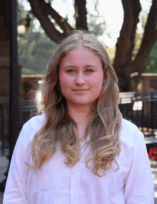 Business S1 Elsa Sherman Bio Photo AB min