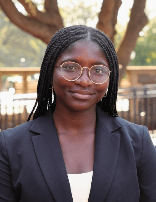 Business S1 Eniola Famakinwa Bio Photo AB min