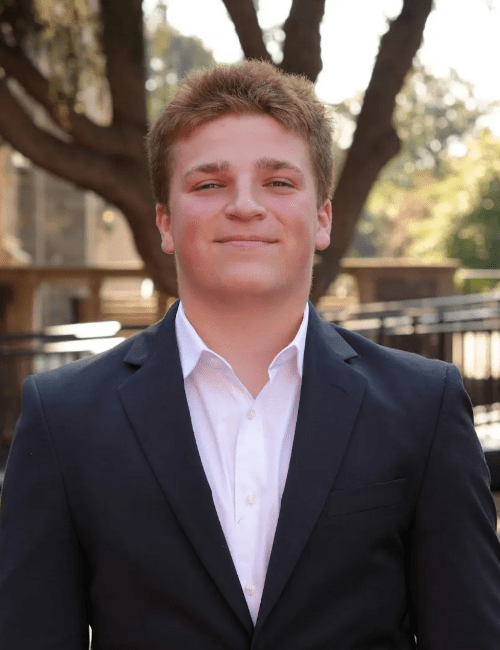 Business S1 Finnley Simons Bio Photo AB min