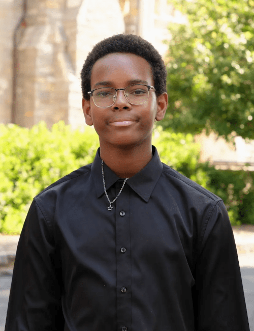 Business S1 Nicolas Saint Jean Bio Photo AB min