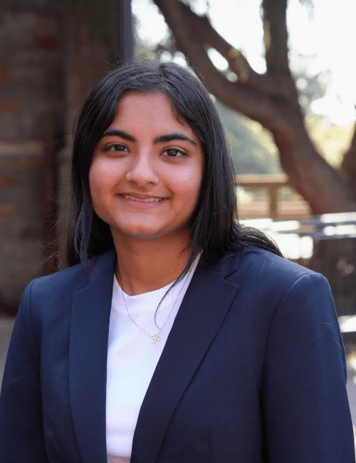 Business S1 Sonia Khianey Bio Photo AB min