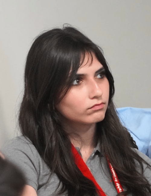 Business S1 Sophia Winnick Bio Photo AB min