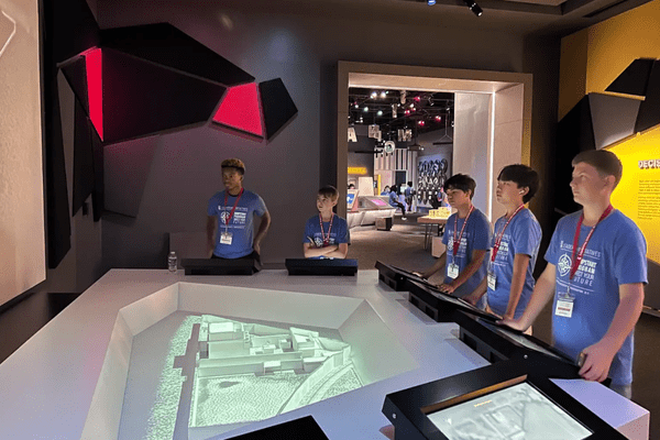 Jumpstart Grady Blair Spy Museum AB min