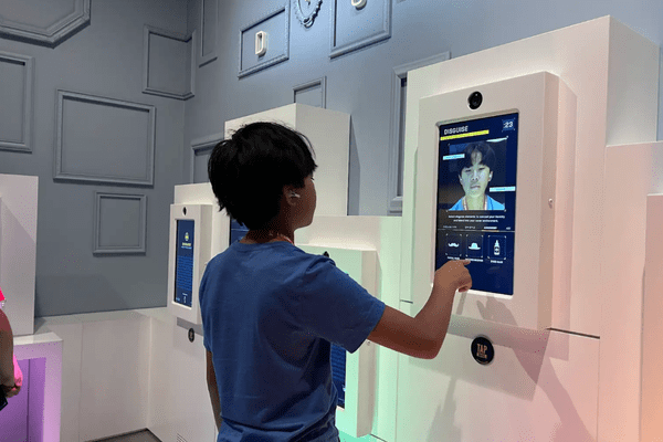 Jumpstart Harrison Suh Spy Museum AB min