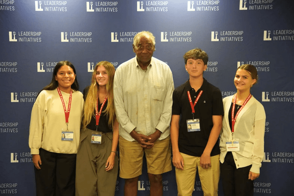 Business S2 Team 6 Marketing Mentor AB min