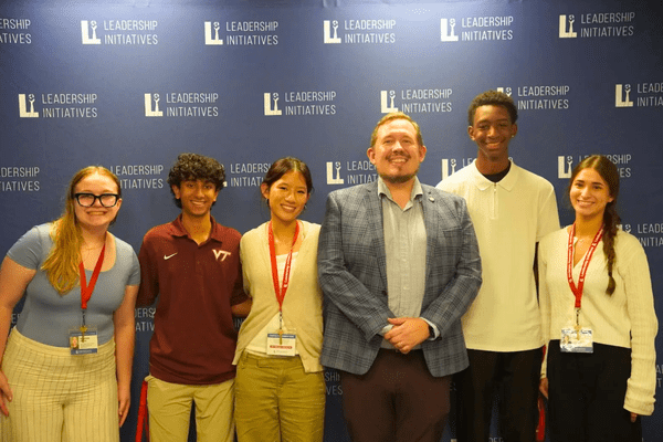 Business S2 Team 7 Marketing Mentor AB min