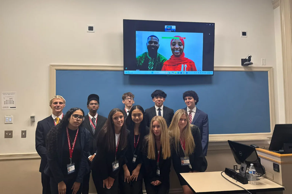 Business_S4_BP_Meeting_Marketing_Team_61