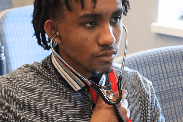 Health S1 Darrell Barr Jones Vitals AB min