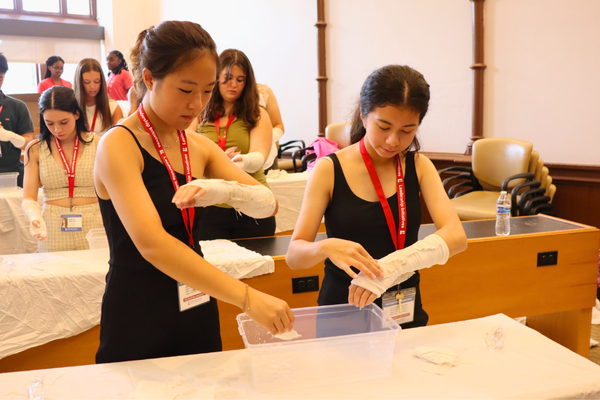 Health S1 Marie Scott White Highlight 4 AB