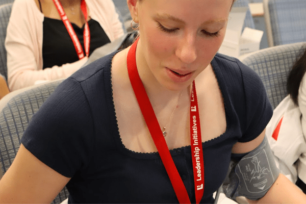 Health S1 Rose Weatherly Vitals AB min