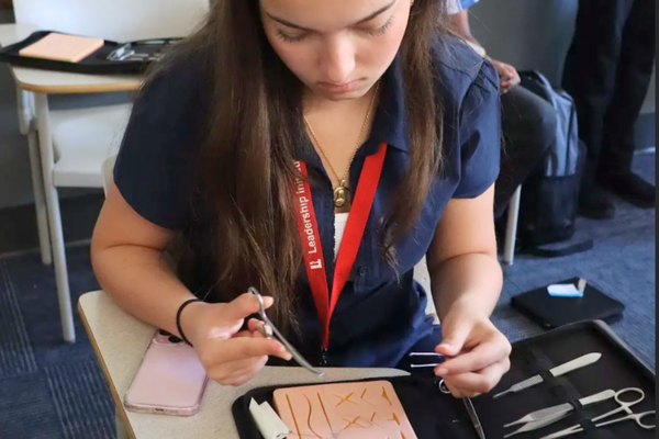 Health S1 Sophie Kostanyan Highlight 4 AB