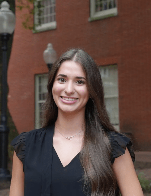 Neuro S2 Elaina Lopez Bio Photo AB min