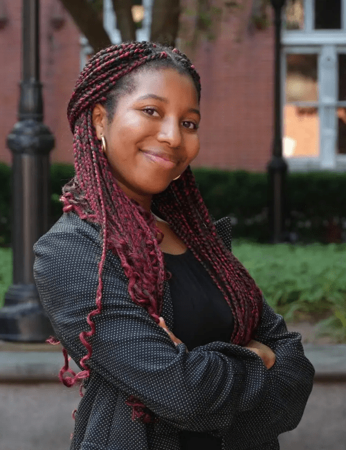 Neuro S2 Micaela Roberts Bio Photo AB min