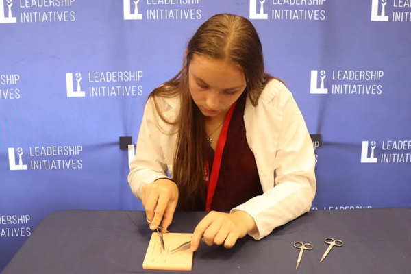 S3_Abigail_Watry_Sut_Cast