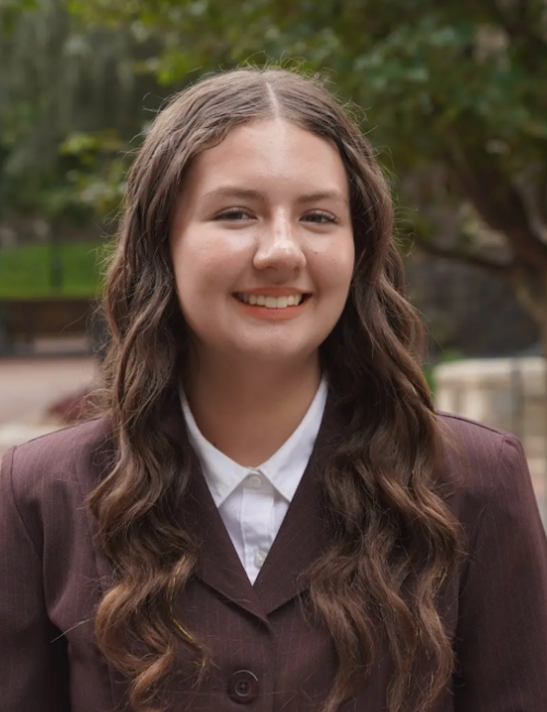 S3_Alexis_Sandoval_BioPhoto