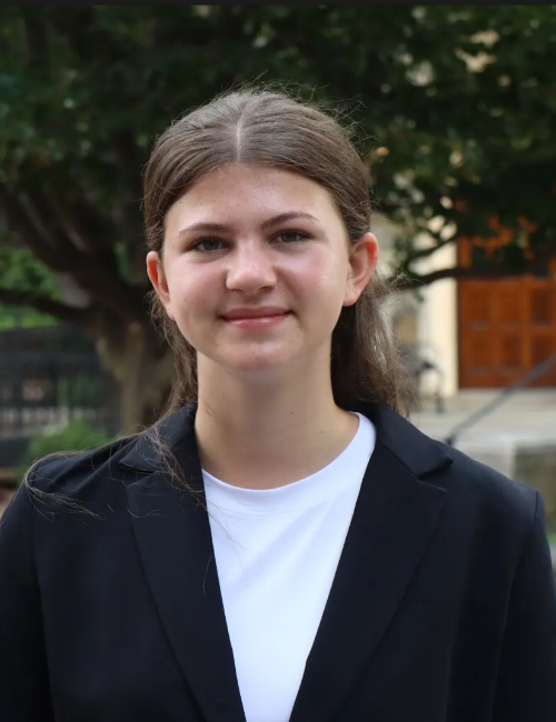 S3_Cecelia_Gurzynski_BioPhoto