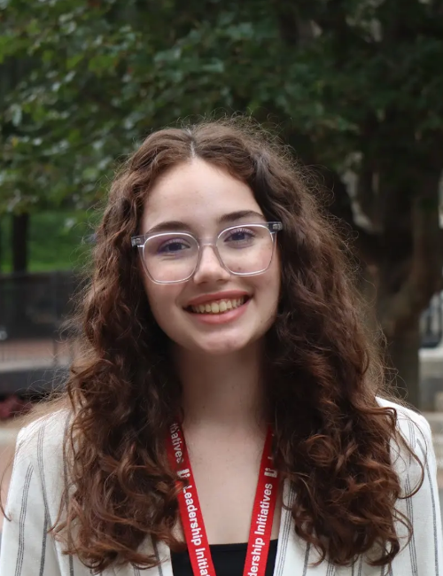 S3_Emma_Hicks_BioPhoto