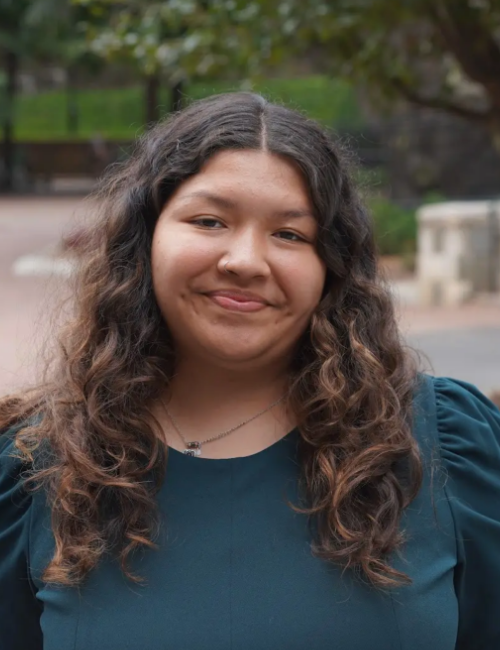 S3_Leilani_Correa_BioPhoto