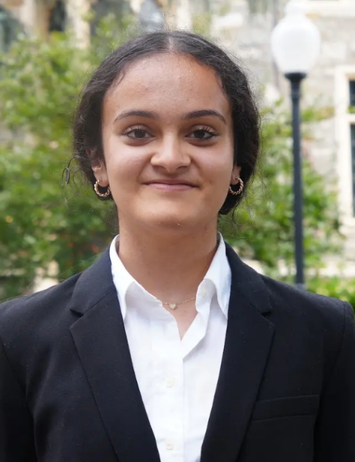 S4_Aarshia_Bhattacharyya_BioPhoto1