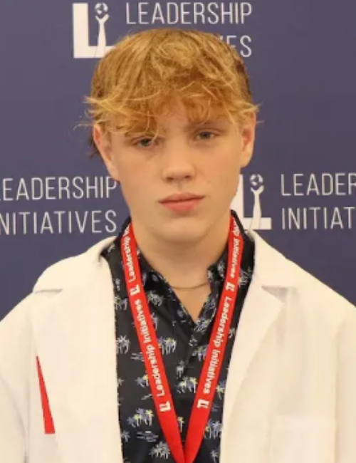 S4_Decklyn_Page_BioPhoto