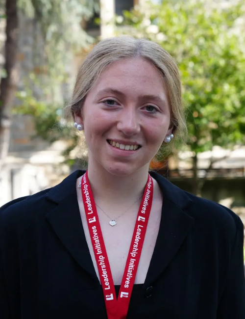 S4_Eleanor_Dagan_BioPhoto