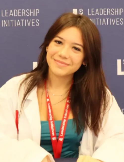 S4_Gabriella_Edwards_BioPhoto