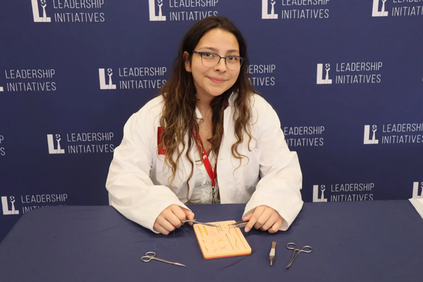 S4_Gabriella_Ponce_Suture