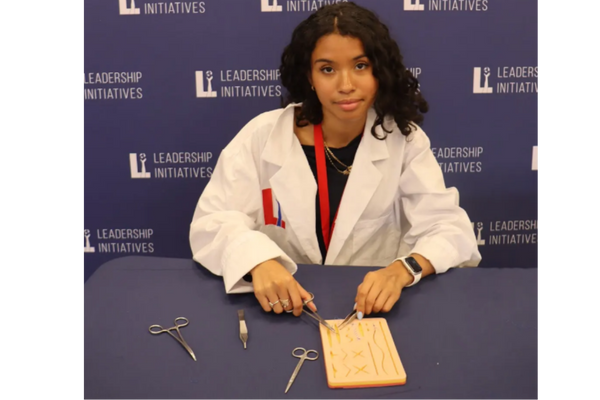 S4_Kaycee_Tronco Cordon_Suture