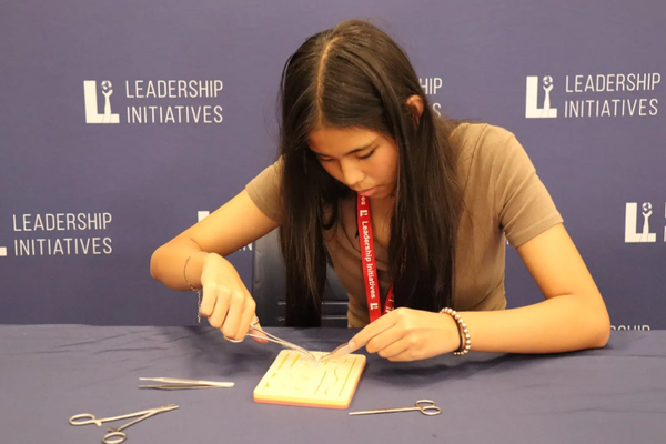 S4_Kaylee_Liu_Suture