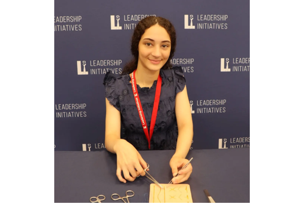 S4_Leila_Ibanez_Suture