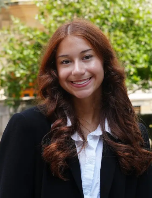 S4_Liva_Jwanmery_BioPhoto