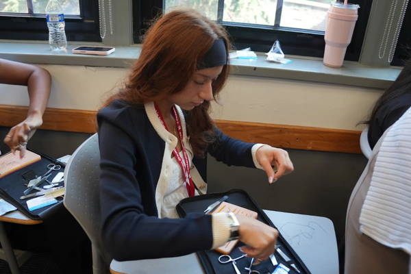 S4_Liva_Jwanmery_Suture