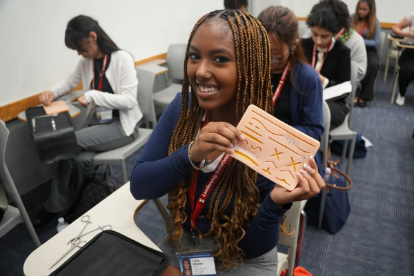 S4_Lydia_Negash_Suture