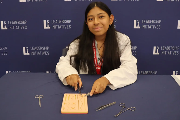 S4_Mariana_Solarte_Suture