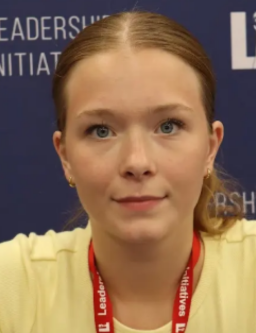 S4_Megan_Scardello_BioPhoto