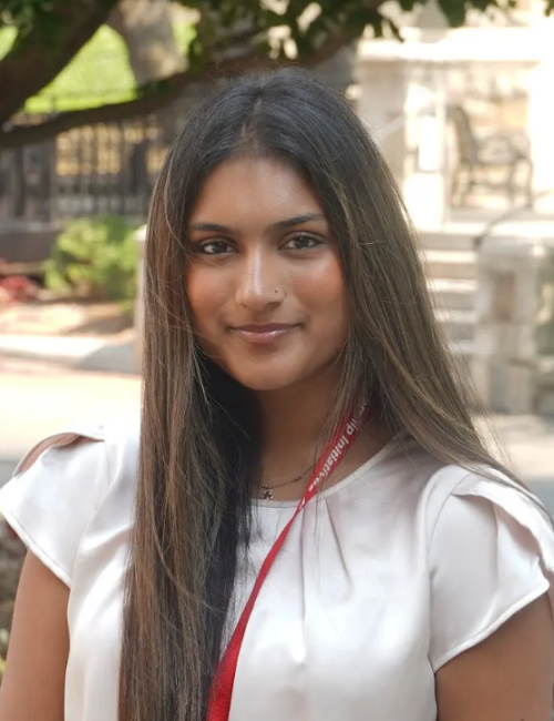 S4_Pari_Desai_BioPhoto