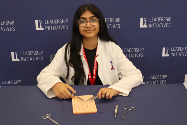 S4_Sarayu_Kadasani_Suture