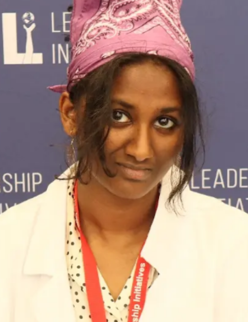 S4_Shivaani_Sankarlingam_BioPhoto