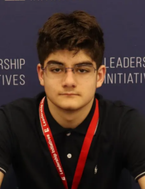 S4_Umar_Ahmad_BioPhoto