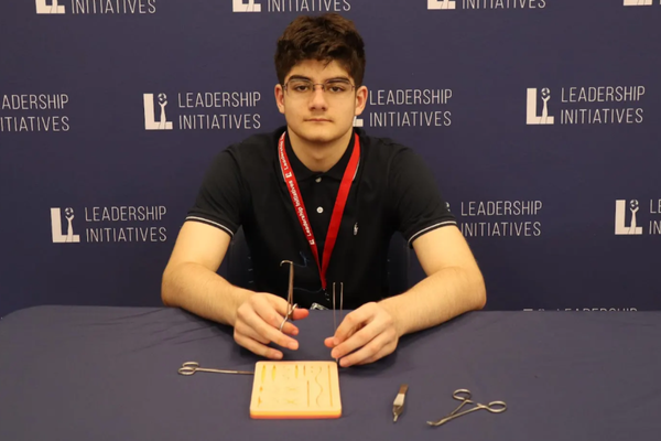 S4_Umar_Ahmad_Suture