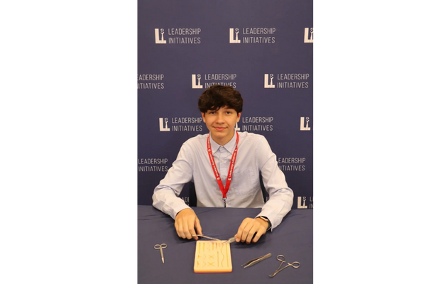 S4_Victor_Harrison_Suture