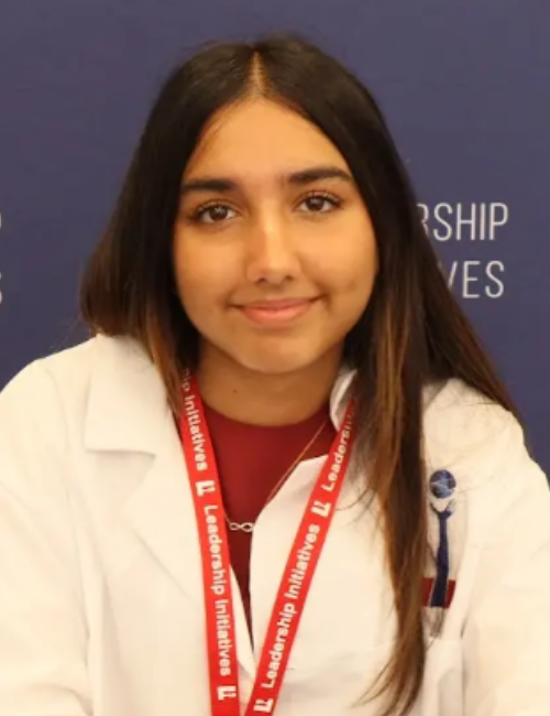 S4_Zoe_Gaglani_BioPhoto