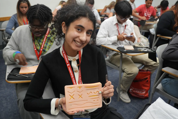 S4_harleen_sahni_Suture